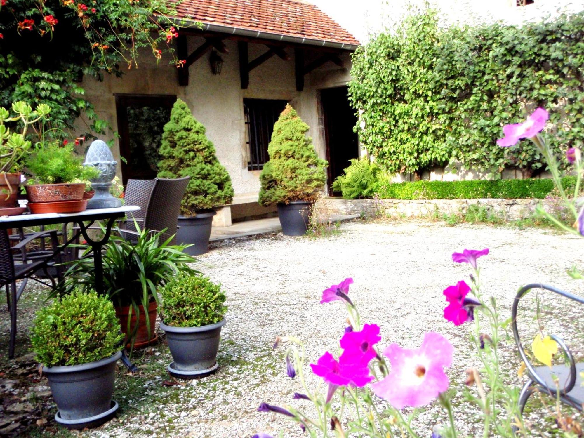 Le Cadran Solaire Romance Classe 3 Etoiles Et 3 Cles Sancey Εξωτερικό φωτογραφία